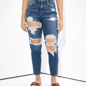 American Eagle stretch ripped curvy mom jean